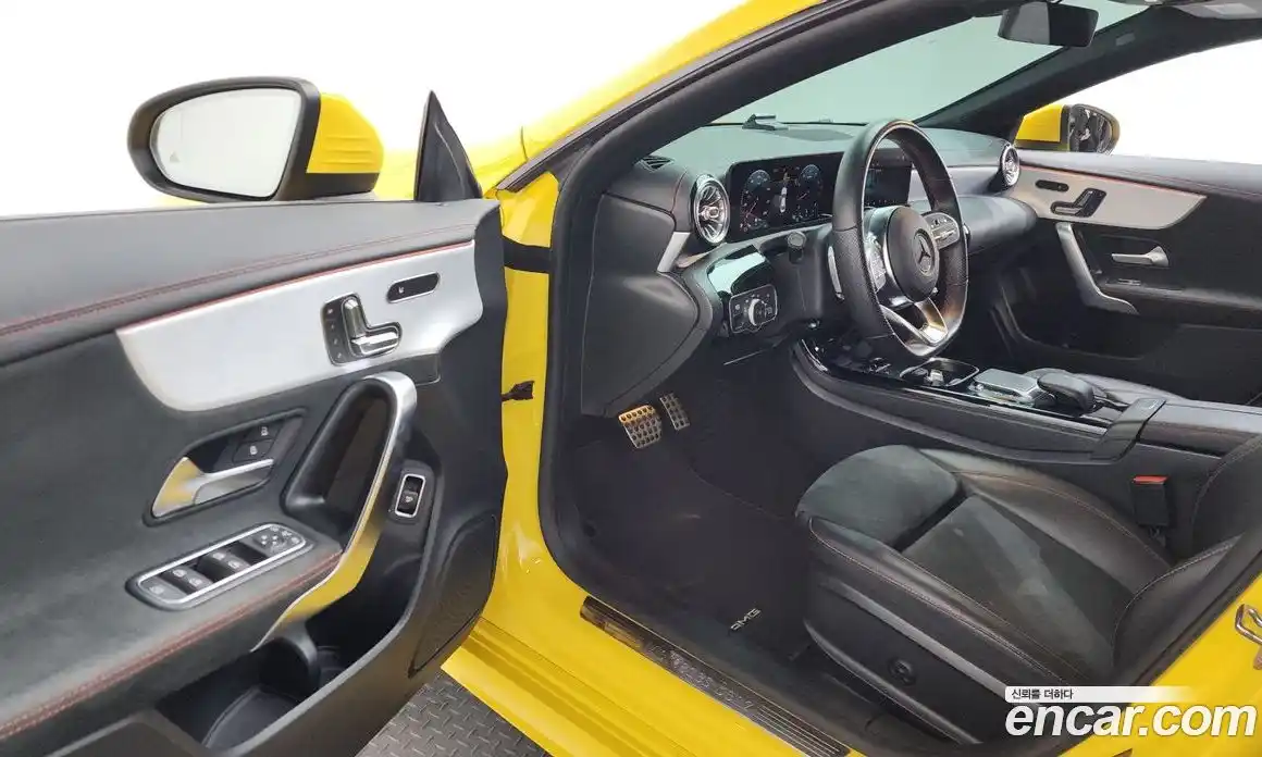 Mercedes-Benz CLA-Class 2021 2.0 Автомат в Москве № 194895, фото 20