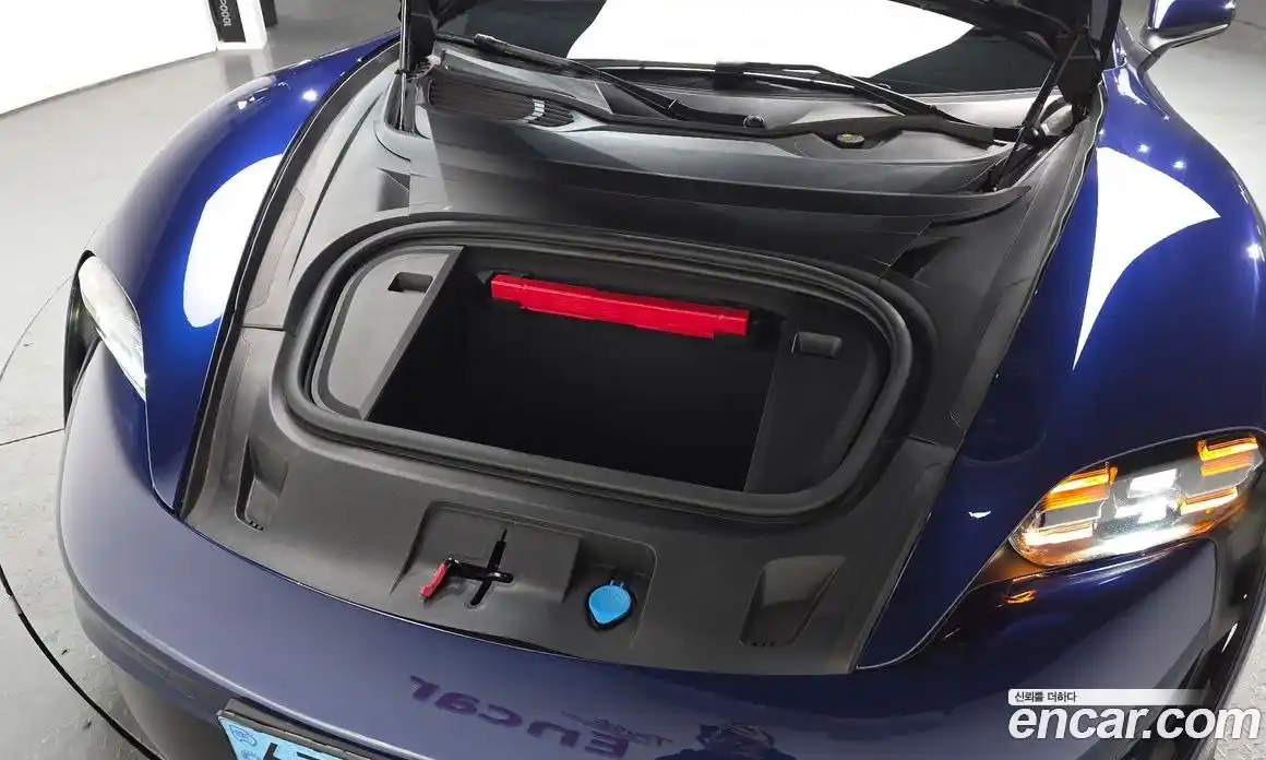 Porsche Taycan 2022 0.1 Автомат в Москве № 197194, фото 2