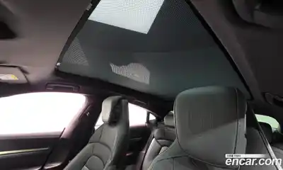 Porsche Taycan 2022 0.1 Автомат в Москве № 197194, миниатюра 4