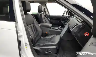 Land Rover Discovery 2024 3.0 Автомат в Москве № 198056, миниатюра 12