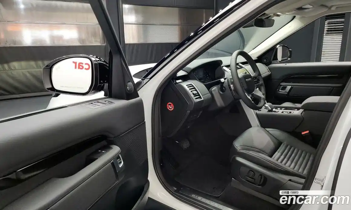 Land Rover Discovery 2024 3.0 Автомат в Москве № 198056, фото 18