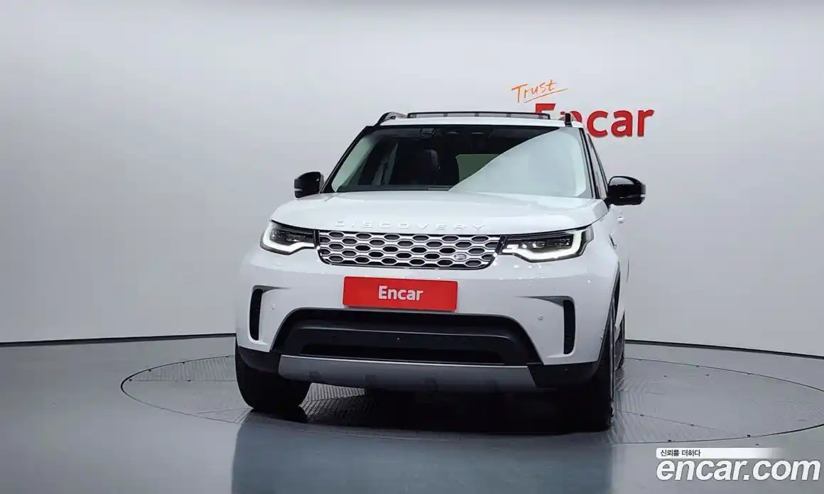 Land Rover Discovery 2024 3.0 Автомат в Москве № 198056, фото 6