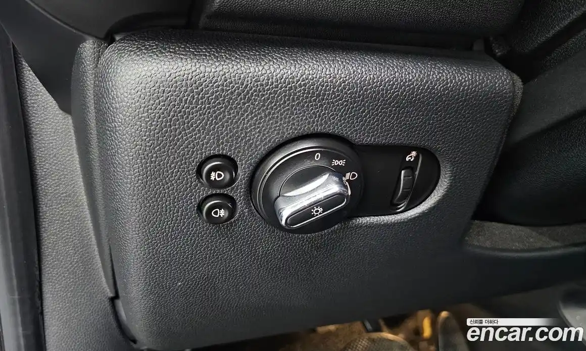 Mini Cooper 2018 1.5 Автомат в Москве № 198325, фото 7