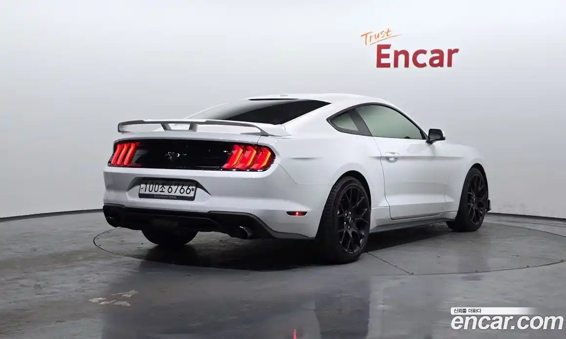 Ford Mustang 2019 2.3 Автомат в Москве № 199813, фото 11