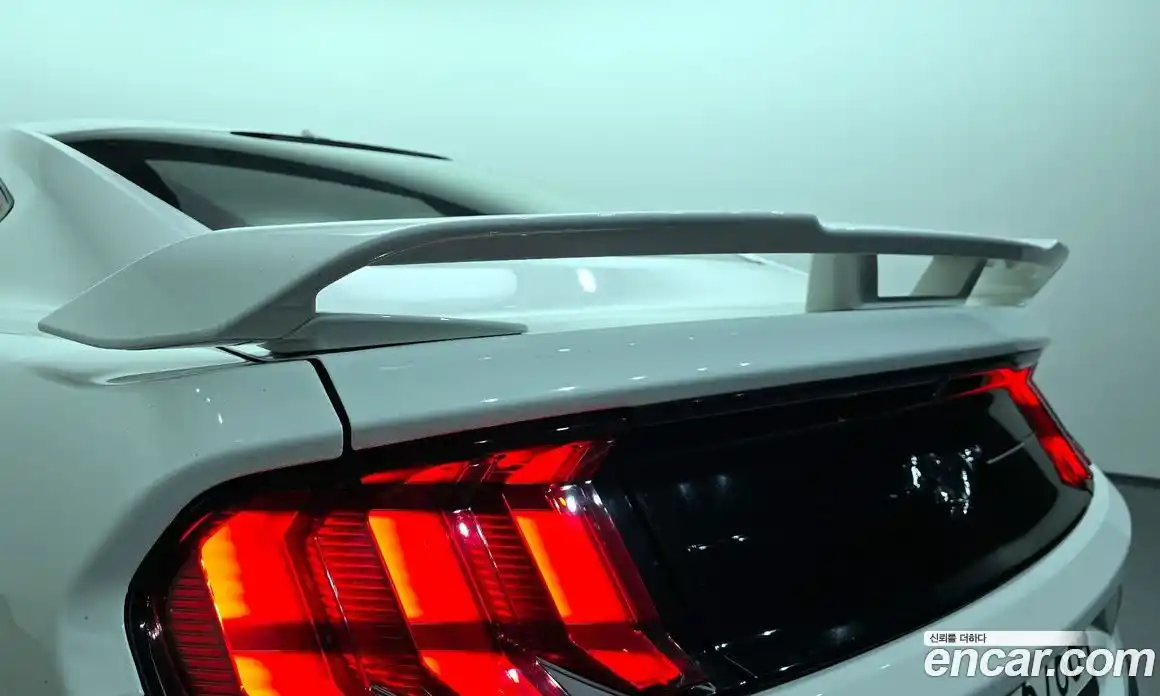 Ford Mustang 2019 2.3 Автомат в Москве № 199813, фото 6