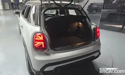 Mini Cooper 2024 1.5 Автомат в Москве № 200990, миниатюра 11