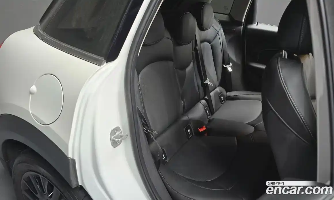 Mini Cooper 2024 1.5 Автомат в Москве № 200990, фото 9