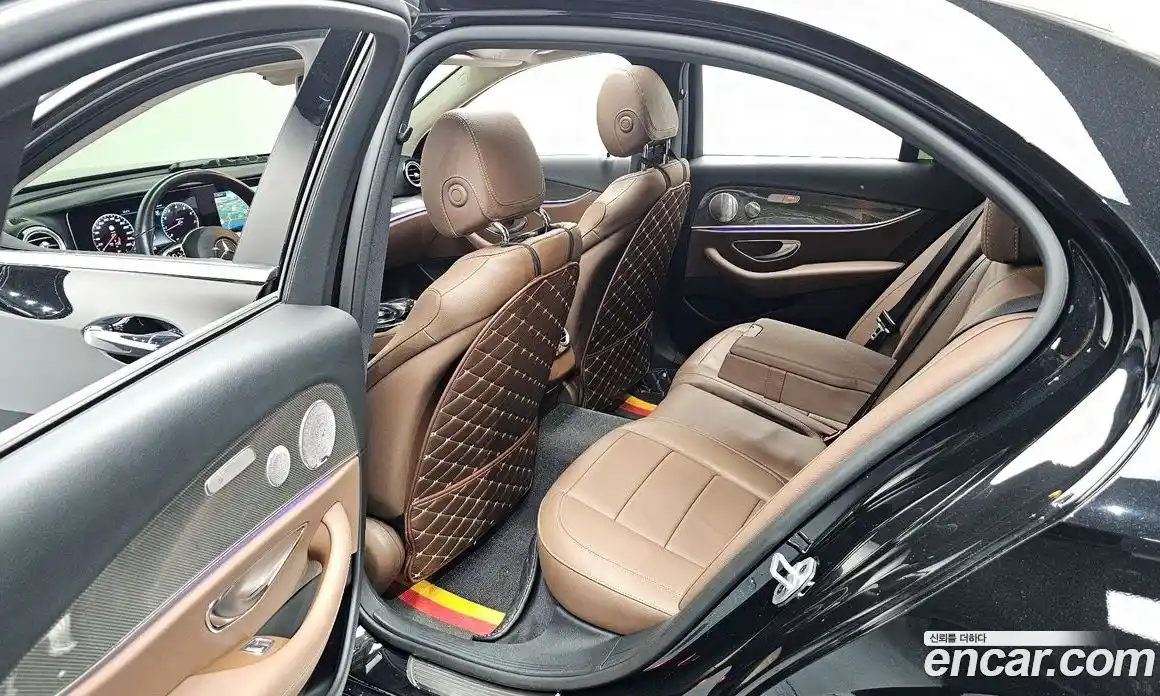 Mercedes-Benz E-Class 2020 2.0 Автомат в Москве № 203321, фото 11