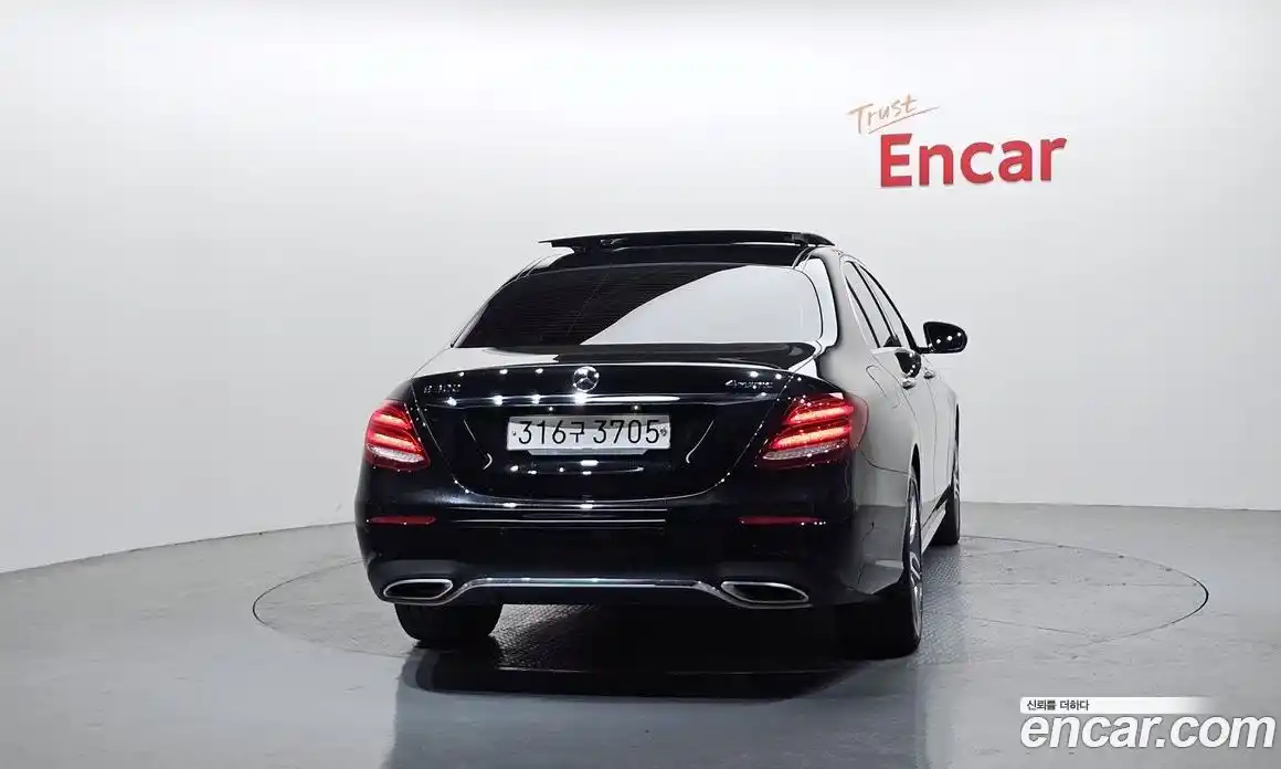 Mercedes-Benz E-Class 2020 2.0 Автомат в Москве № 203321, фото 14