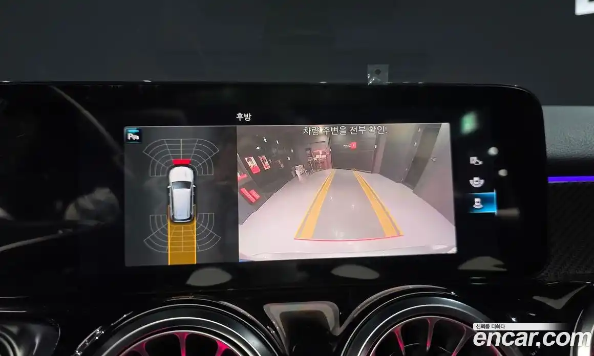 Mercedes-Benz GLB-Class 2021 2.0 Автомат в Москве № 205726, фото 2