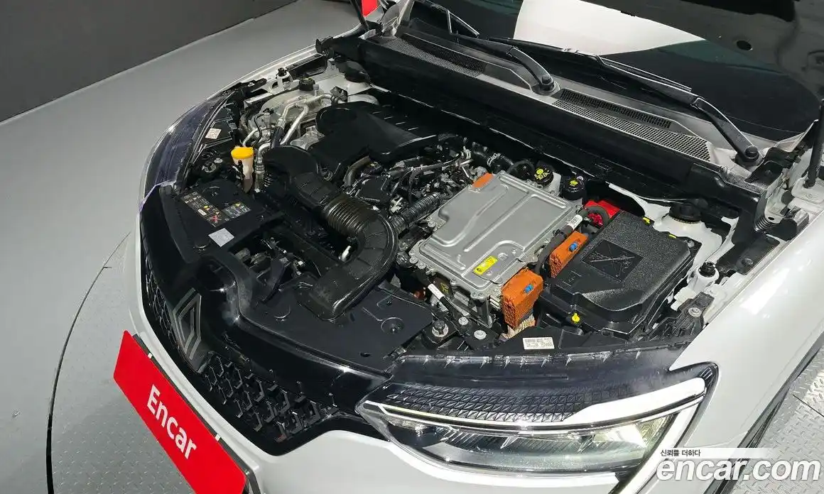 Renault Arkana 2025 1.6 Автомат в Москве № 207092, фото 19