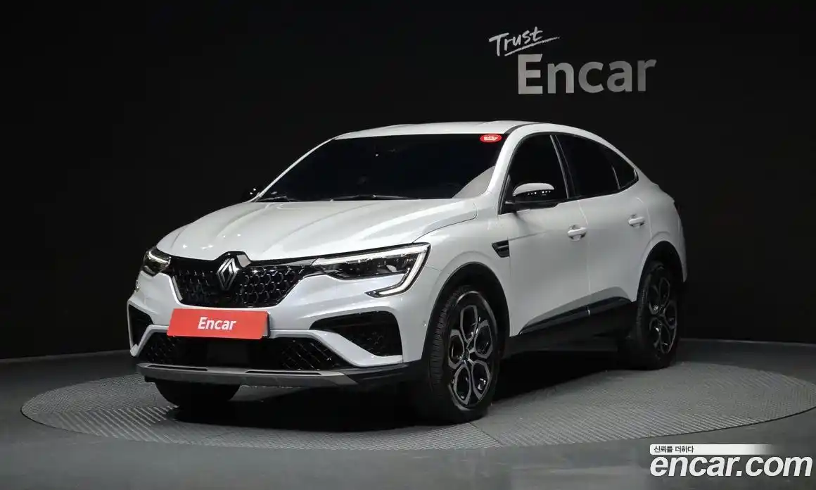 Renault Arkana 2025 1.6 Автомат в Москве № 207092, фото 7