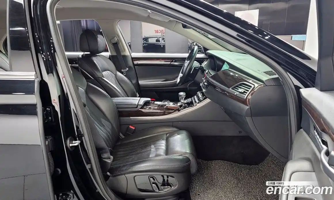 Genesis EQ900 2016 3.8 Автомат в Москве № 207466, фото 2