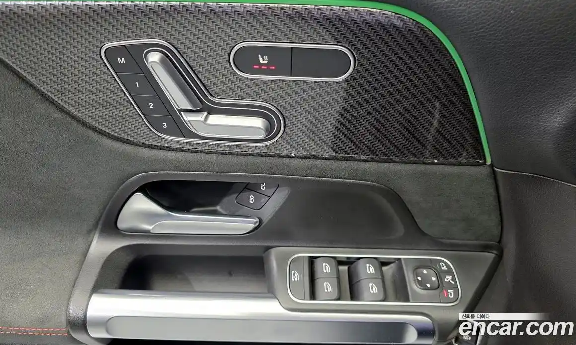 Mercedes-Benz GLB-Class 2020 2.0 Автомат в Москве № 212088, фото 6