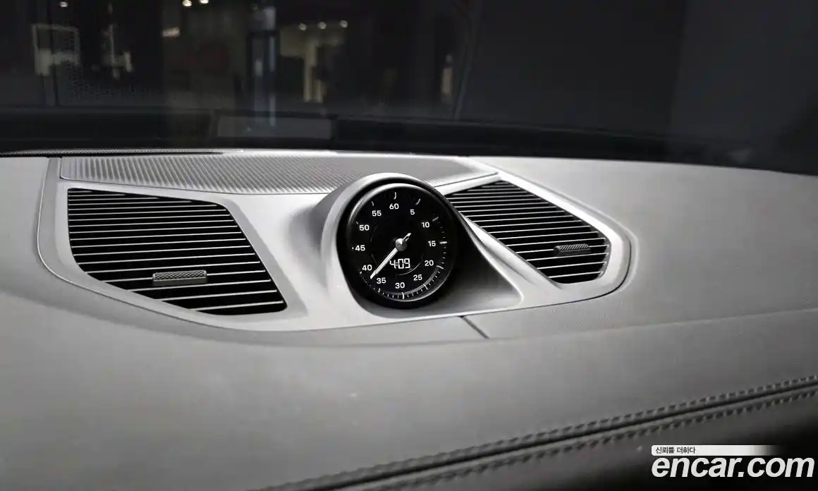 Porsche Cayenne 2024 3.0 Автомат в Москве № 213073, фото 20