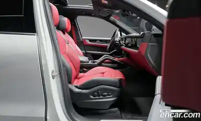 Porsche Cayenne 2024 3.0 Автомат в Москве № 213073, миниатюра 5