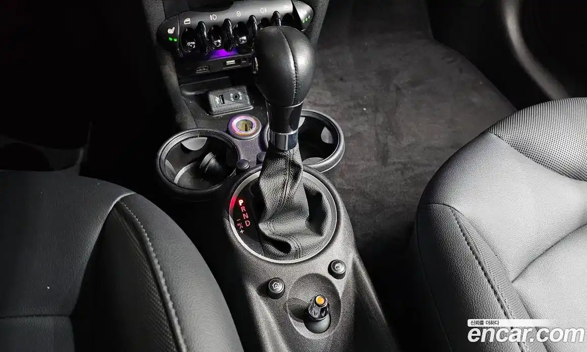 Mini Cooper 2013 2.0 Автомат в Москве № 213973, фото 6