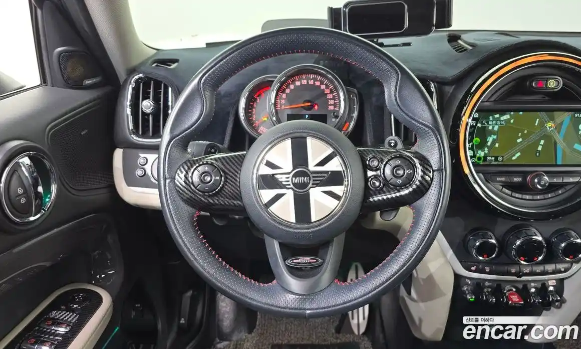 Mini Countryman 2019 2.0 Автомат в Москве № 214384, фото 14