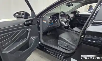 Volkswagen Jetta 2024 1.5 Автомат в Москве № 214878, миниатюра 12