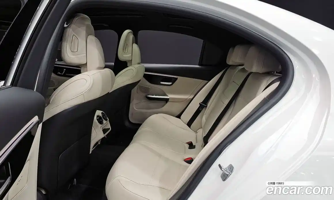 Mercedes-Benz C-Class 2024 2.0 Автомат в Москве № 218246, фото 17