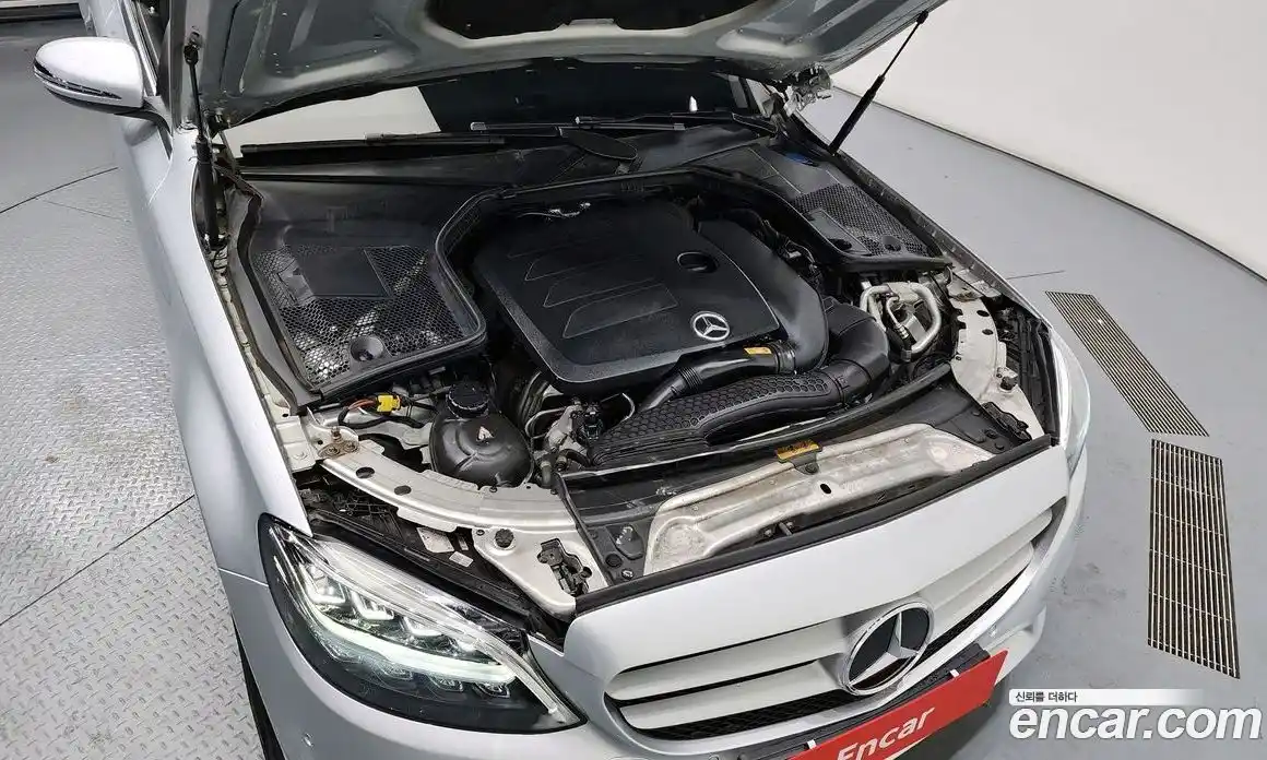 Mercedes-Benz C-Class 2019 2.0 Автомат в Москве № 224758, фото 10