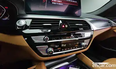 BMW 5-Series 2023 2.0 Автомат в Москве № 228372, миниатюра 8