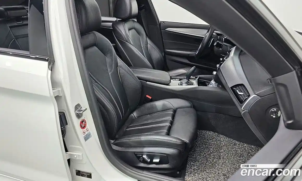 BMW 5-Series 2017 2.0 Автомат в Москве № 229209, фото 12