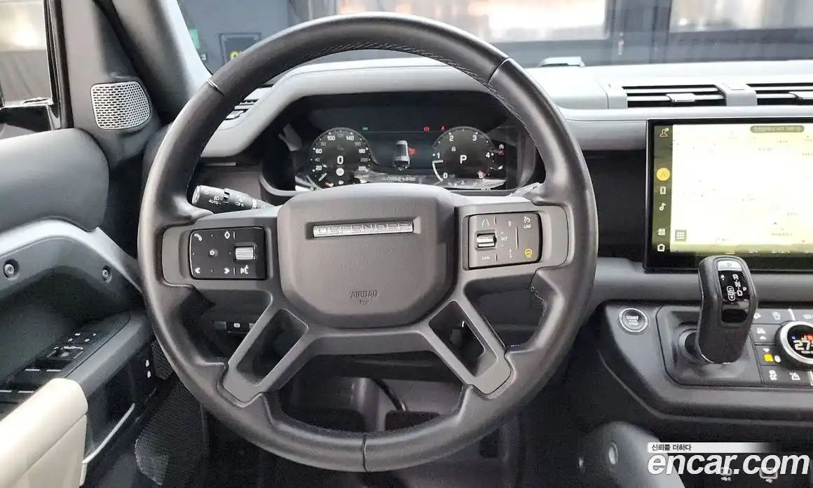 Land Rover Defender 2023 3.0 Автомат в Москве № 231188, фото 6