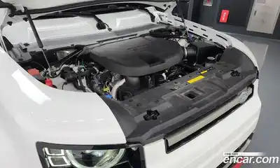 Land Rover Defender 2023 3.0 Автомат в Москве № 231188, миниатюра 7