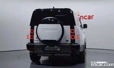 Land Rover Defender 2023 3.0 Автомат в Москве № 231188, миниатюра 8