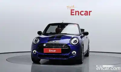 Mini Cooper Convertible 2020 2.0 Автомат в Москве № 231440, миниатюра 2