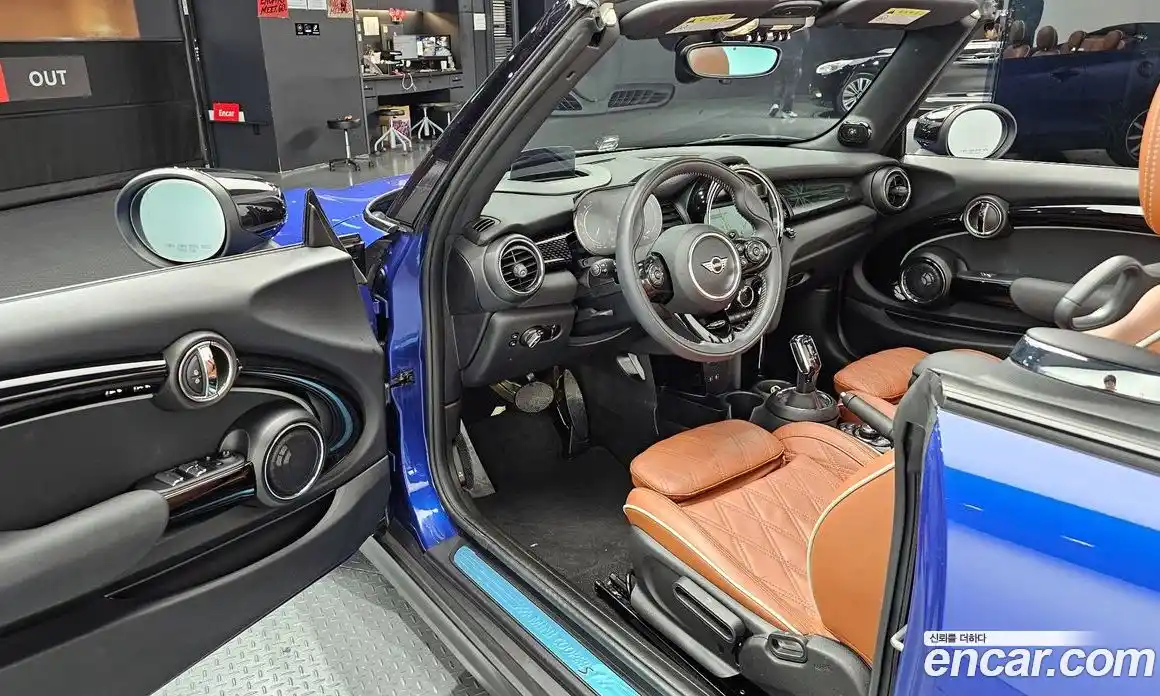 Mini Cooper Convertible 2020 2.0 Автомат в Москве № 231440, фото 6