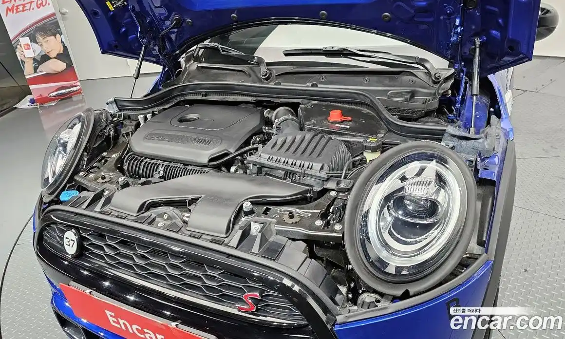 Mini Cooper Convertible 2020 2.0 Автомат в Москве № 231440, фото 8