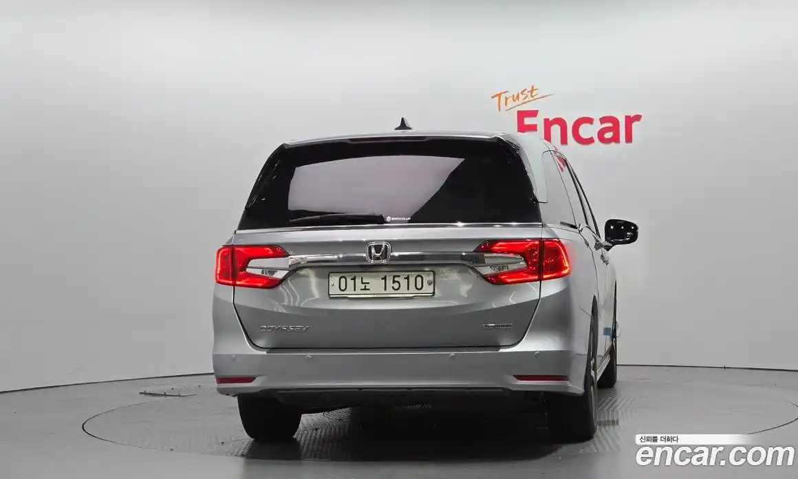 Honda Odyssey 2018 3.5 Автомат в Москве № 232913, фото 11