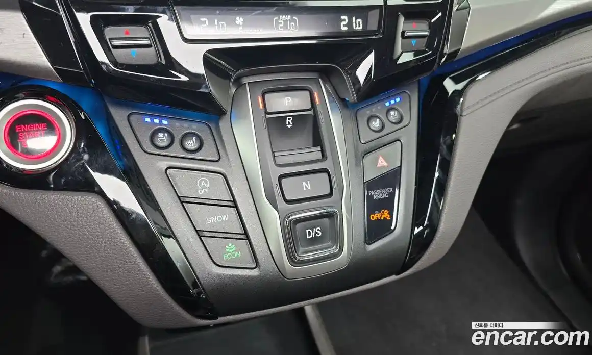 Honda Odyssey 2018 3.5 Автомат в Москве № 232913, фото 13