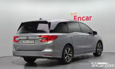 Honda Odyssey 2018 3.5 Автомат в Москве № 232913, миниатюра 5