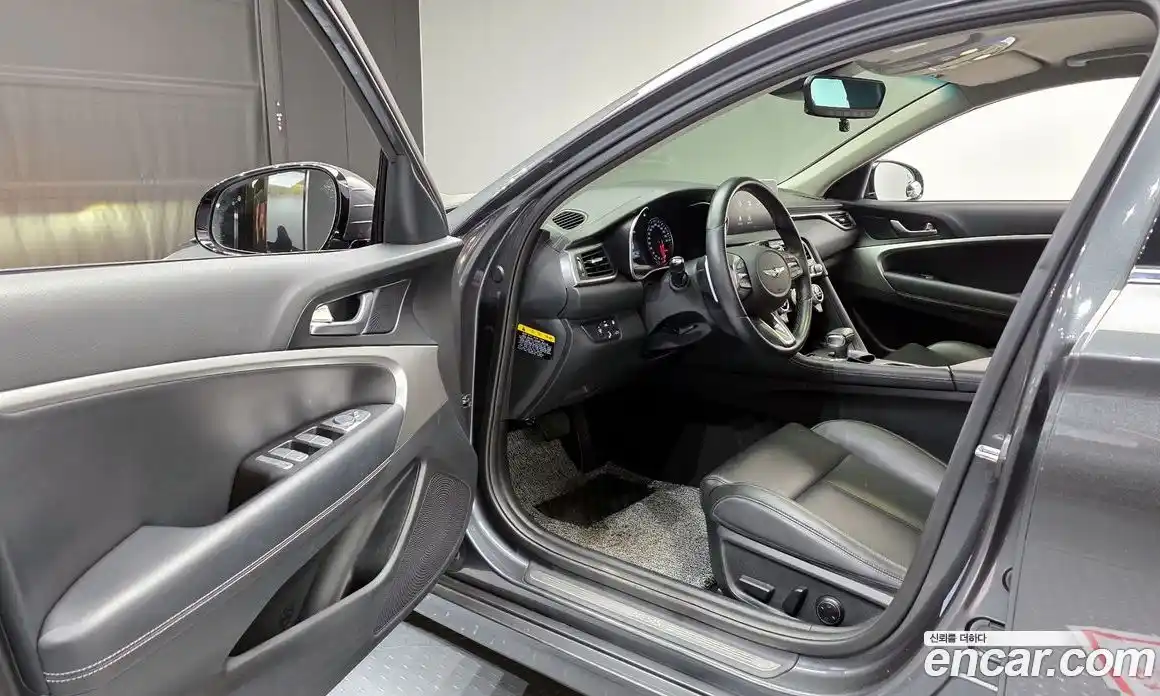 Genesis G70 2018 2.0 Автомат в Москве № 23769, фото 17