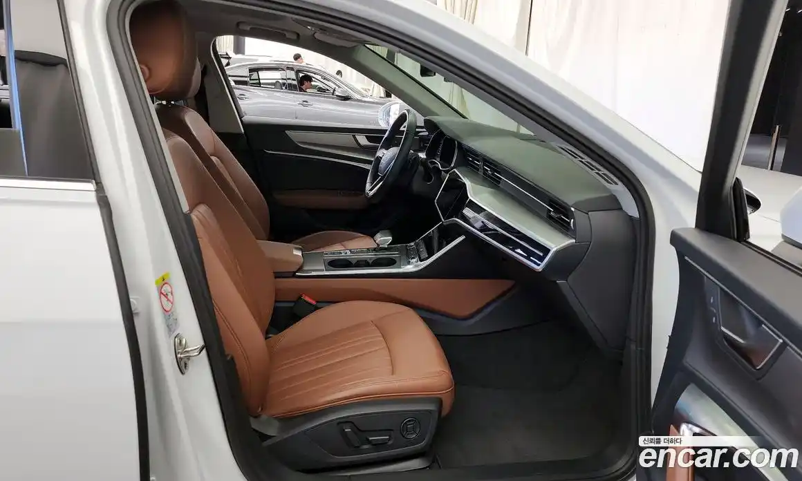 Audi A6 2021 2.0 Автомат в Москве № 246951, фото 16