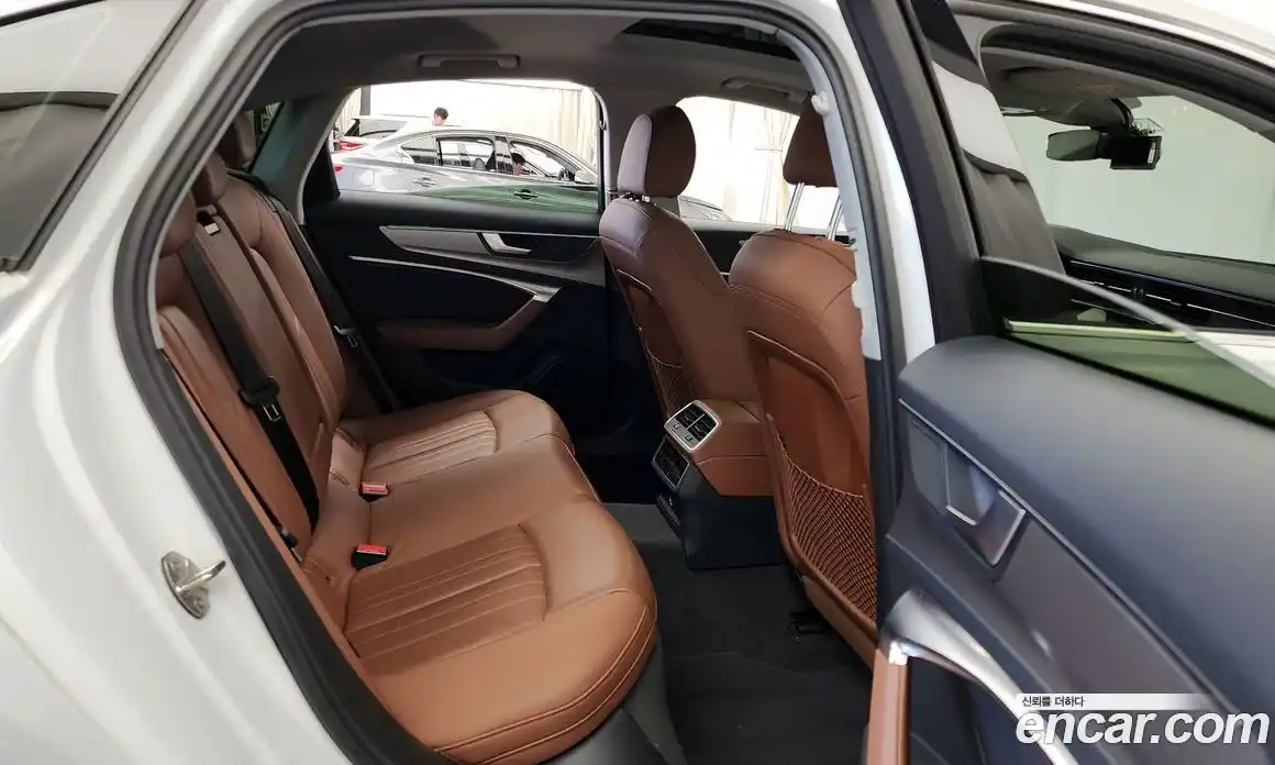 Audi A6 2021 2.0 Автомат в Москве № 246951, фото 20