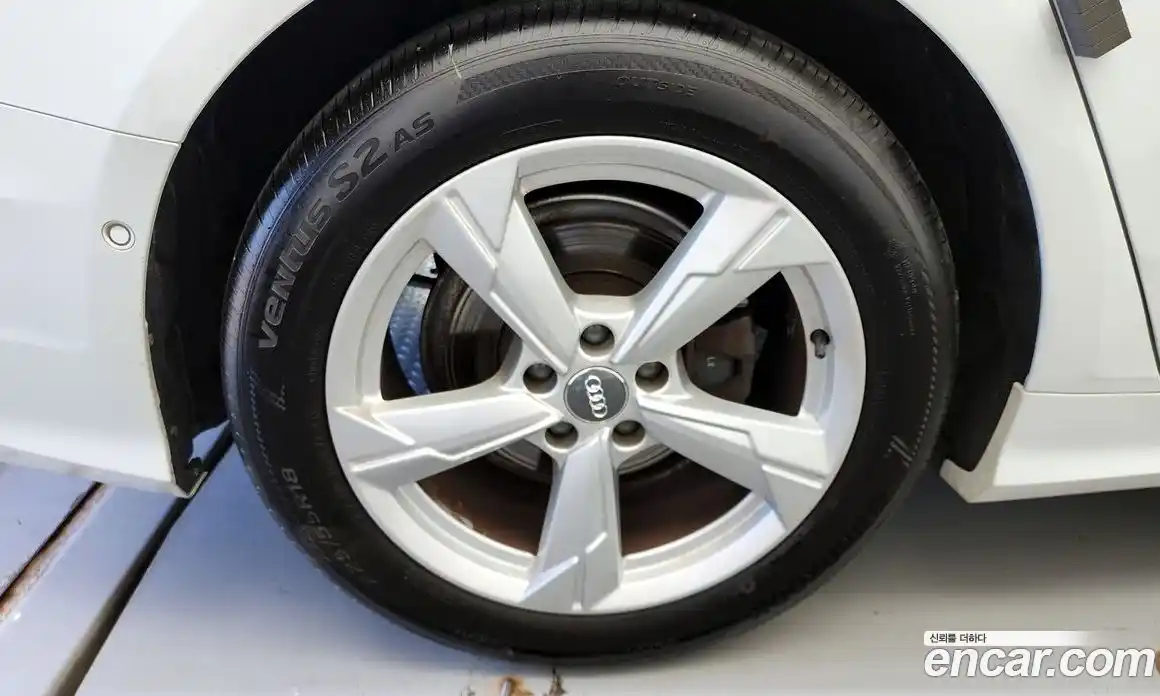 Audi A6 2021 2.0 Автомат в Москве № 246951, фото 10