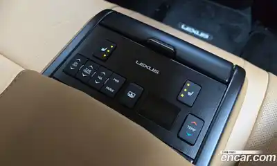 Lexus ES 2023 2.5 Автомат в Москве № 254152, миниатюра 4