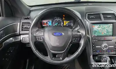 Ford Explorer 2018 2.3 Автомат в Москве № 255657, миниатюра 2