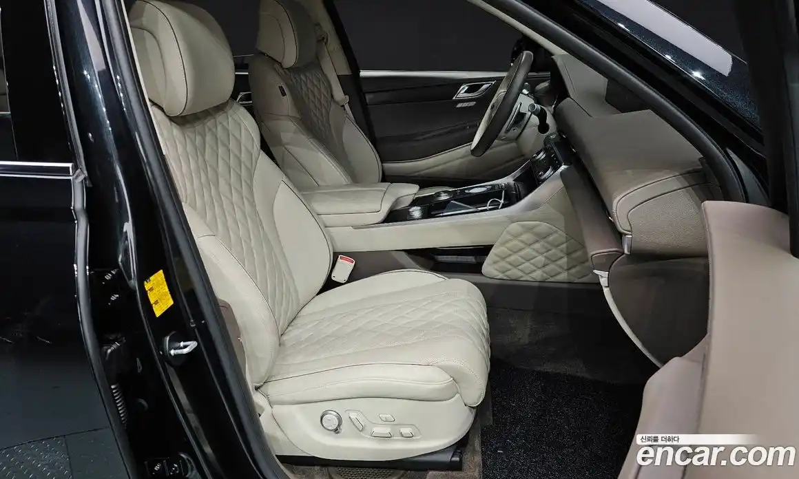 Genesis GV80 2022 2.5 Автомат в Москве № 25801, фото 17