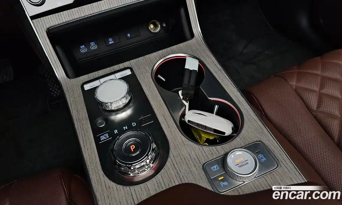 Genesis GV80 2024 2.5 Автомат в Москве № 25813, фото 15