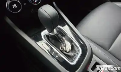 Renault XM3 2023 1.6 Автомат в Москве № 264633, миниатюра 6