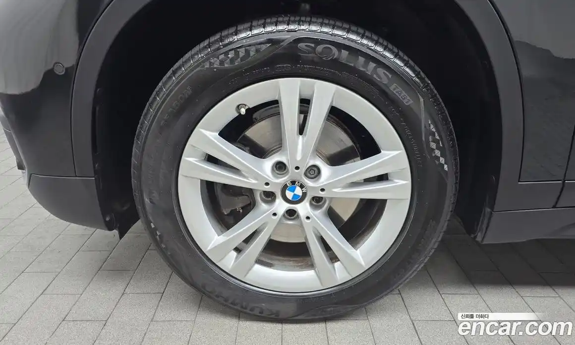 BMW X1 2017 2.0 Автомат в Москве № 285497, фото 8