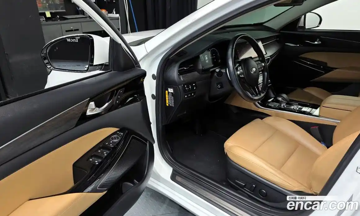 Kia K7 2020 2.5 Автомат в Москве № 287884, фото 15