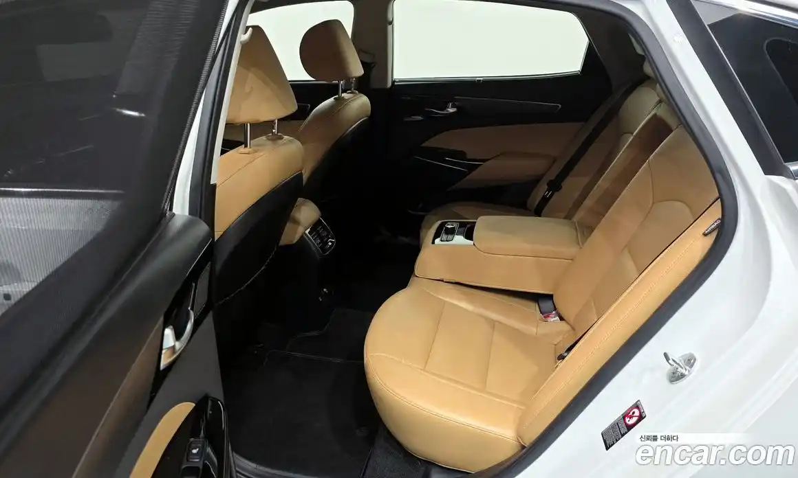 Kia K7 2020 2.5 Автомат в Москве № 287884, фото 2