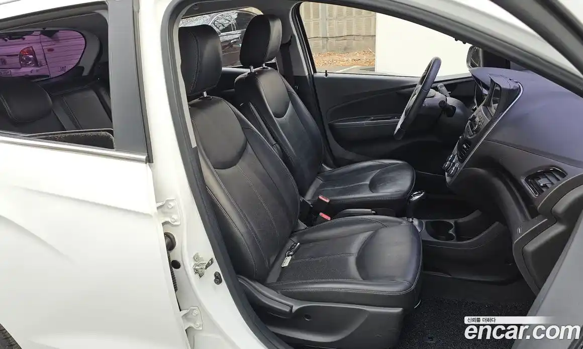 Chevrolet Spark 2016 1.0 Автомат в Москве № 297029, фото 15