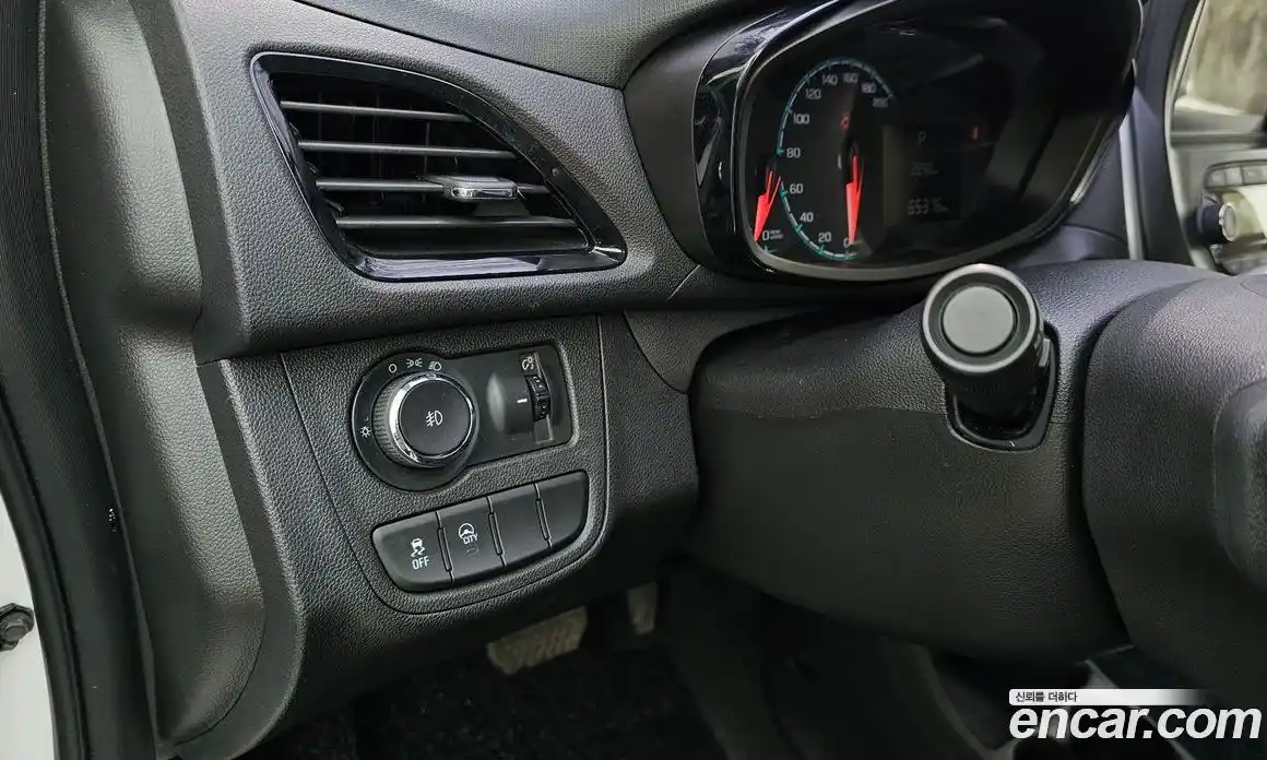 Chevrolet Spark 2016 1.0 Автомат в Москве № 297029, фото 16